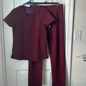 Figs Women's Burgundy Scrub Set